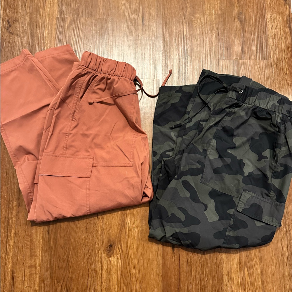 Old navy Active Wear Capris (set of 2)